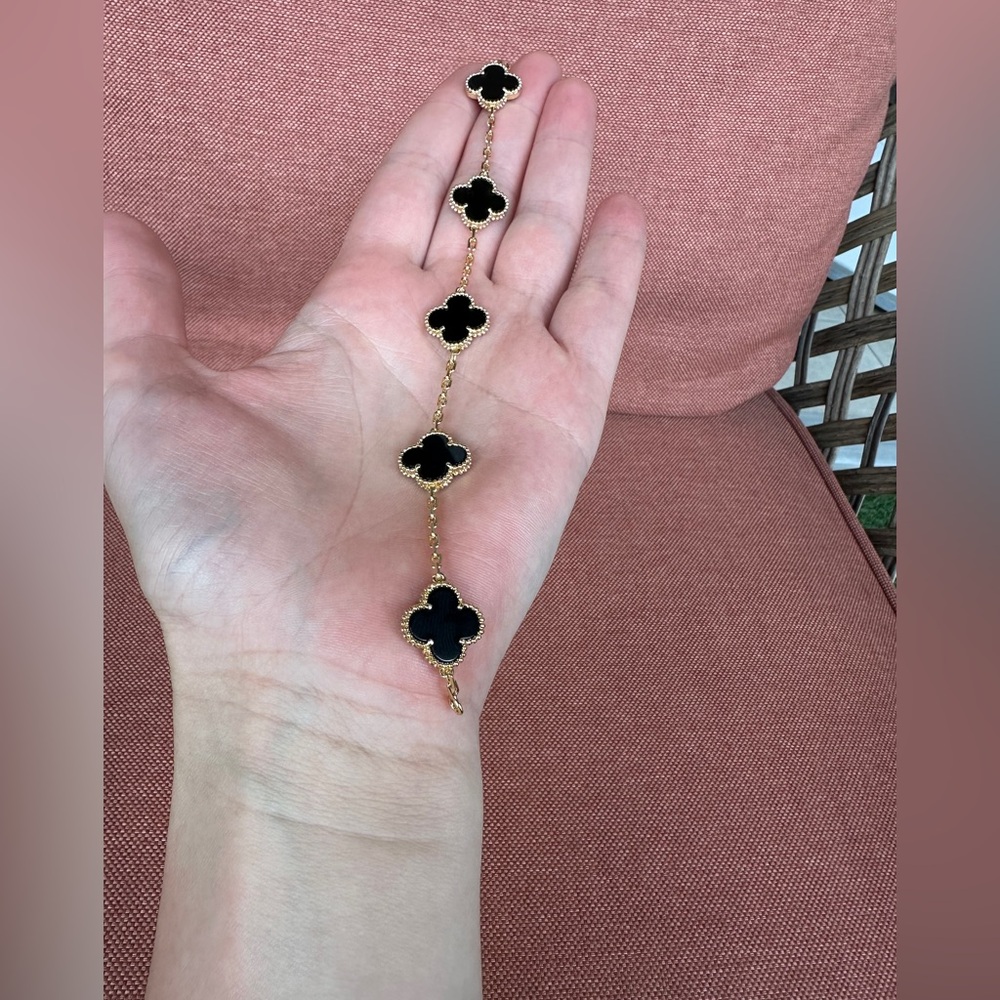 Alhambra Style Gold and Black Onyx 5 Clover Bracelet - Picture 3 of 4